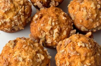 OLD FASHIONED HONEY MUFFINS – The Southern Girl Cooks