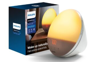 Not Only a Clock, Philips SmartSleep Combines Gentle, Alarm, and Radio at a File-Low Value