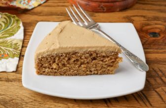 Fluffy Espresso Frosting – Barefeet within the Kitchen