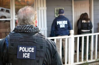 Reddit Customers Explode Over Experiences of ICE’s New Face and Fingerprint Scanning App