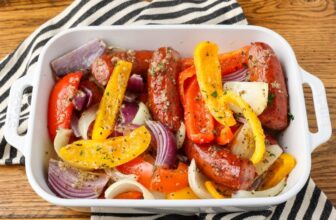 Tremendous Straightforward Sausage and Peppers