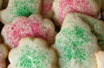 25 Christmas Candies, Cookies & Treats Made for Vacation Traditions